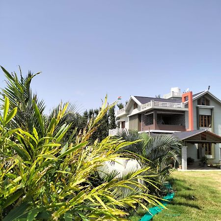 The Grassland Homestay Chikmagalur Bagian luar foto